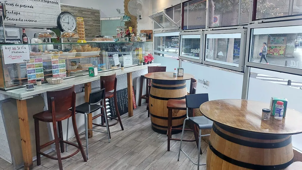 Bar, cafetería en venta en Avenida José Mesa y López, 74