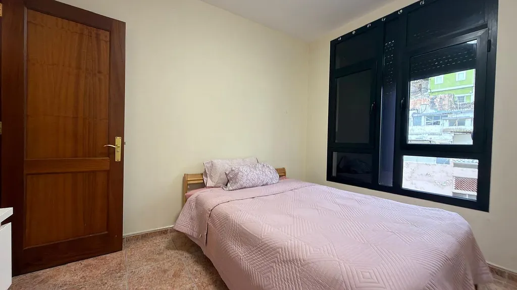 Piso en venta en Avenida Primero de Mayo, 59
