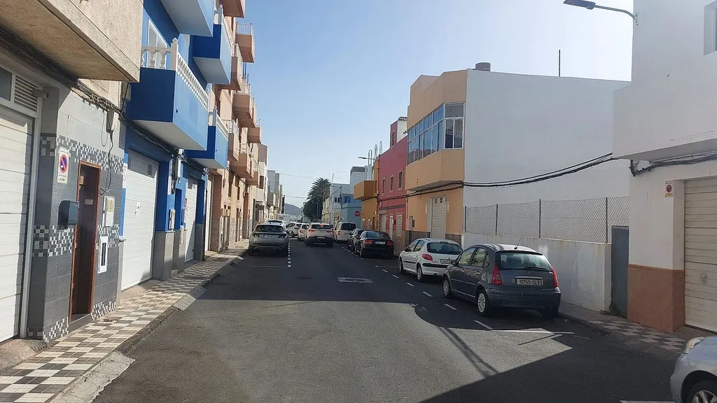 Terreno en venta en Calle Tauro, 67