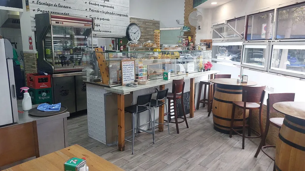 Bar, cafetería en venta en Avenida José Mesa y López, 74